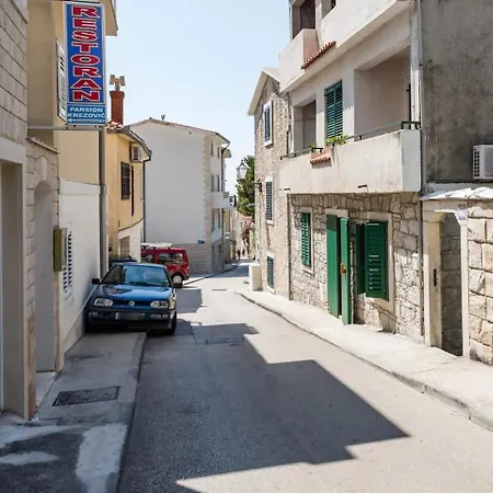 Zerubave - Tramuntana Gostinjska kuća Baska Voda